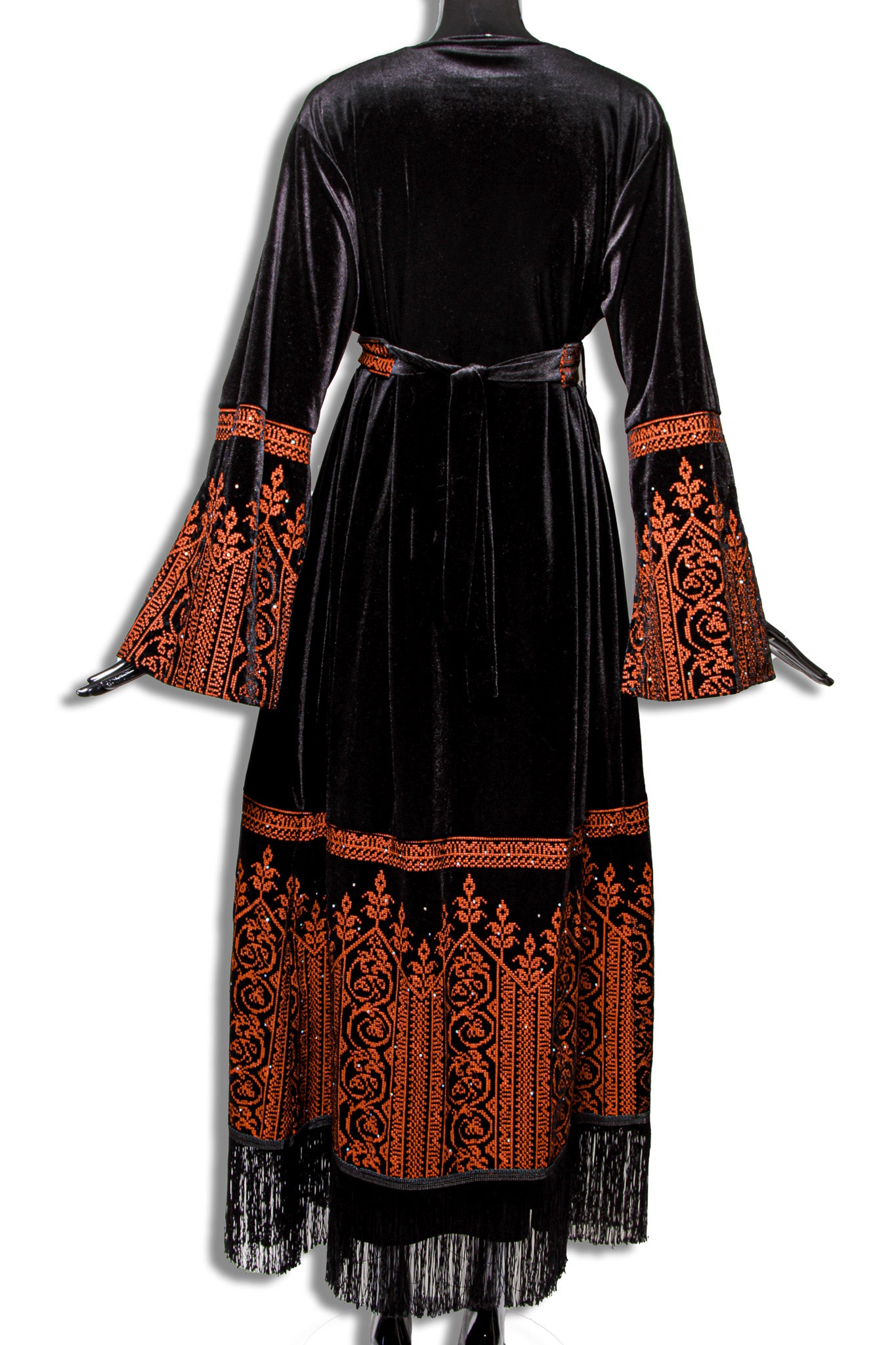 Embroidered Thobe