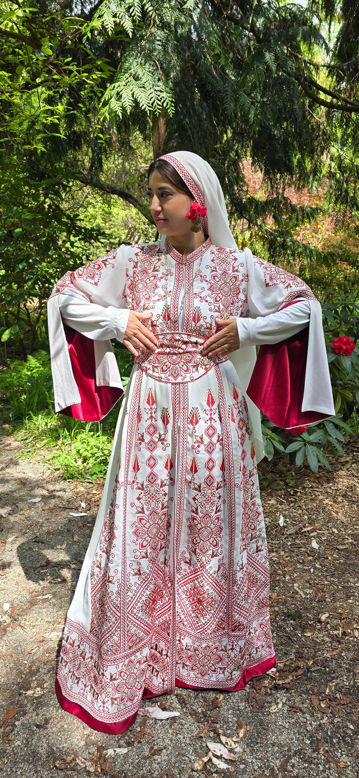 Thobe Al-Ameira ثوب الأميرة