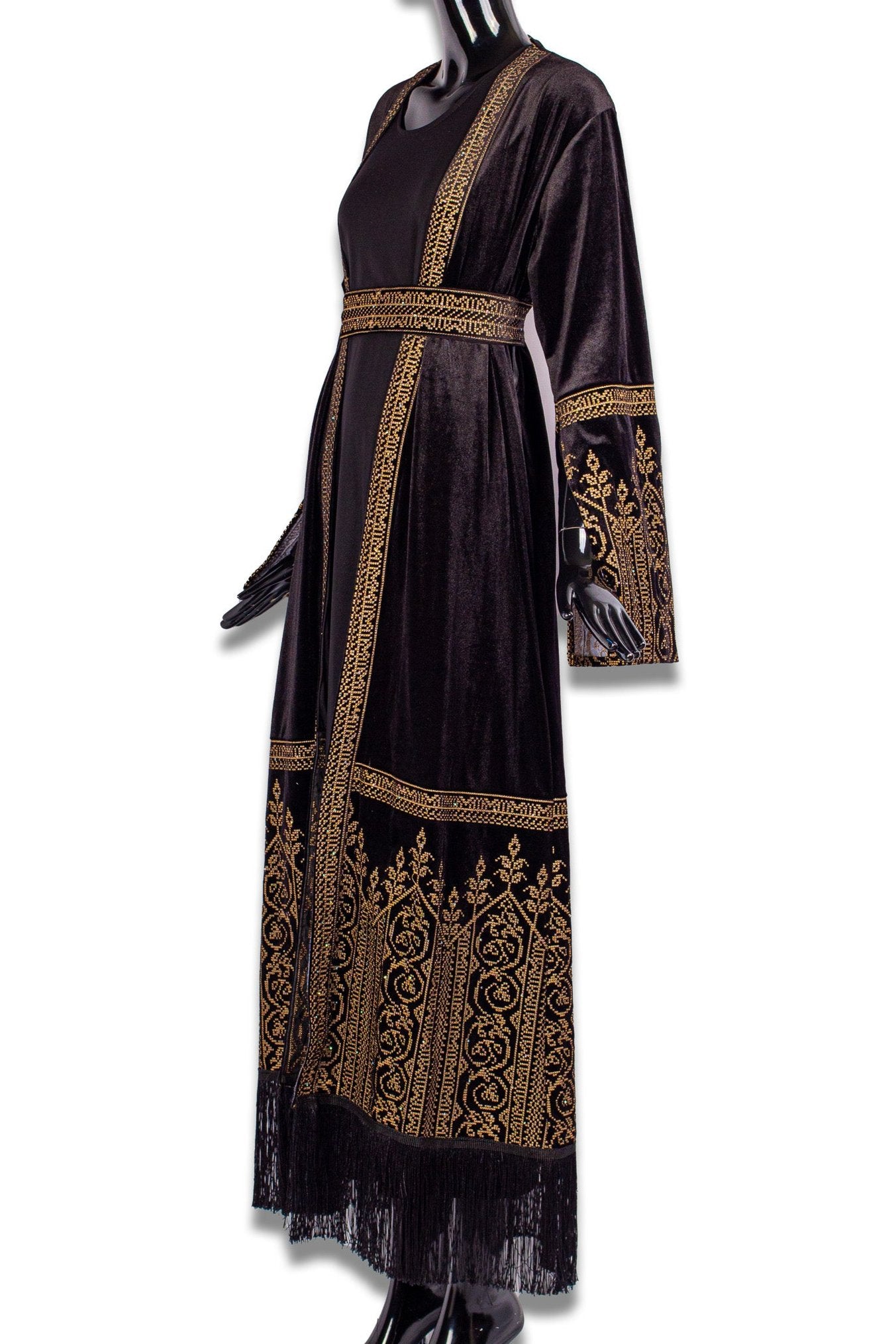 Embroidered Thobe