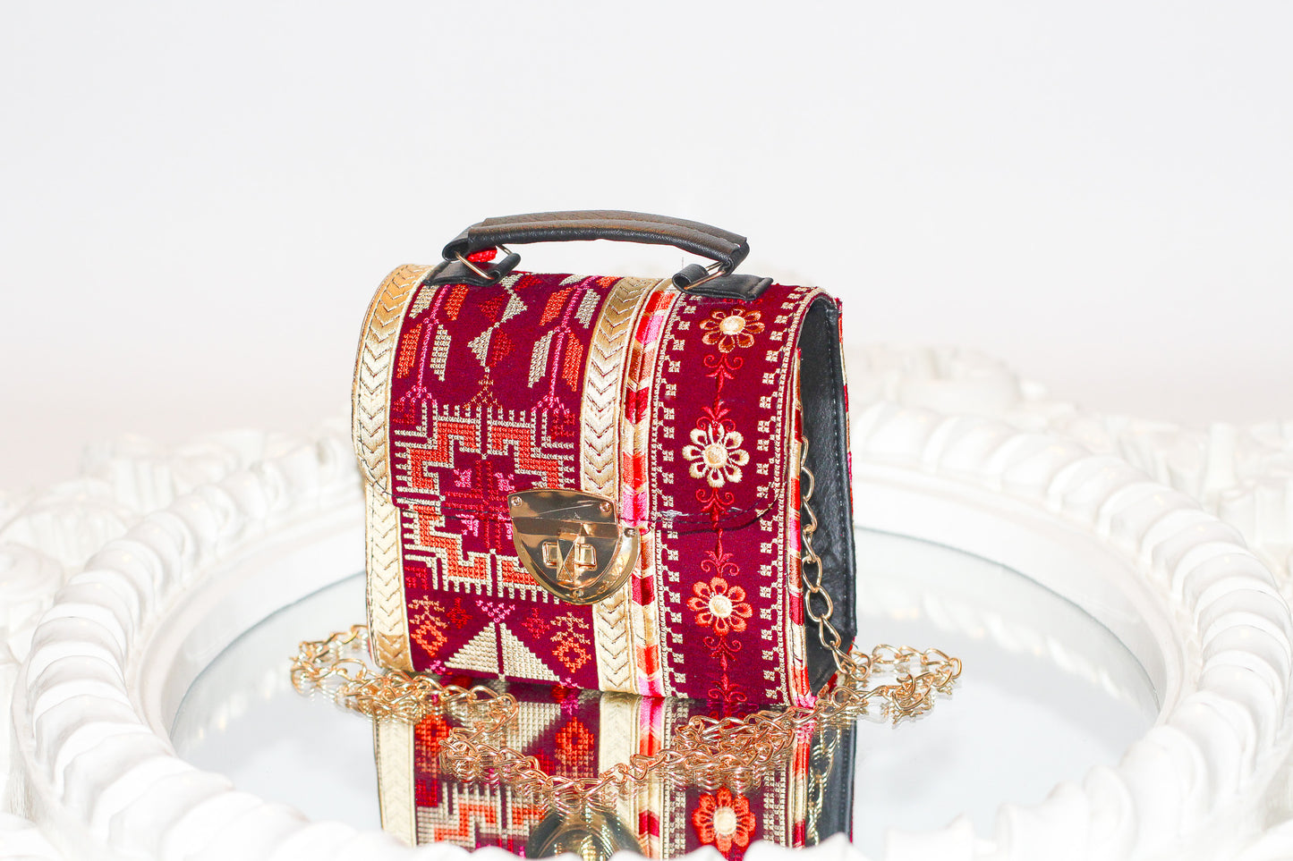 Divine stitches handbages - Embroidered