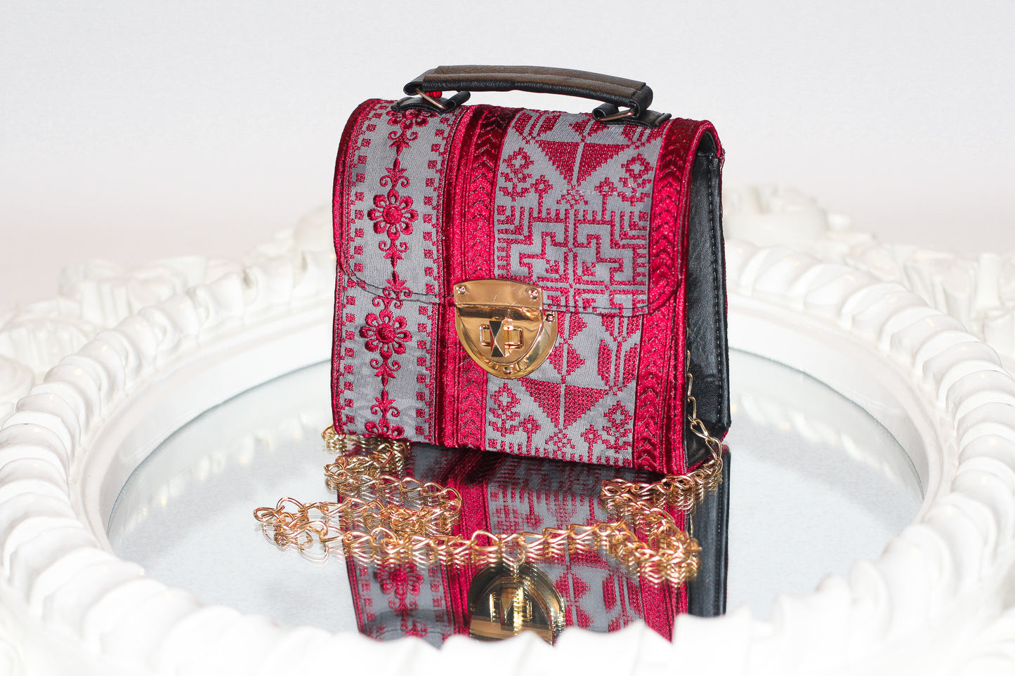 Divine stitches handbages - Embroidered