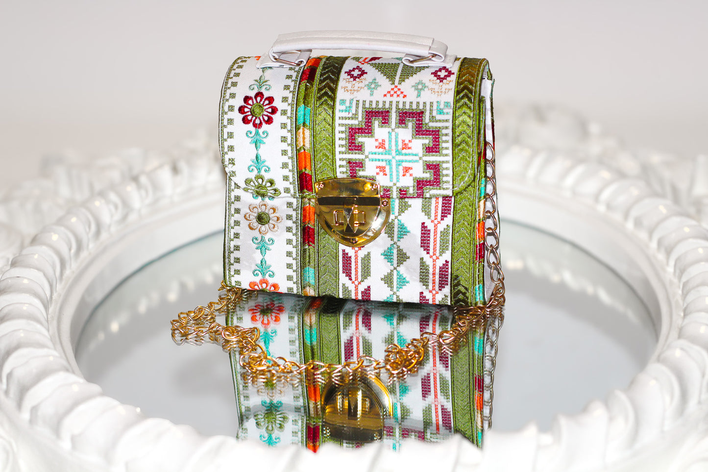 Divine stitches handbages - Embroidered