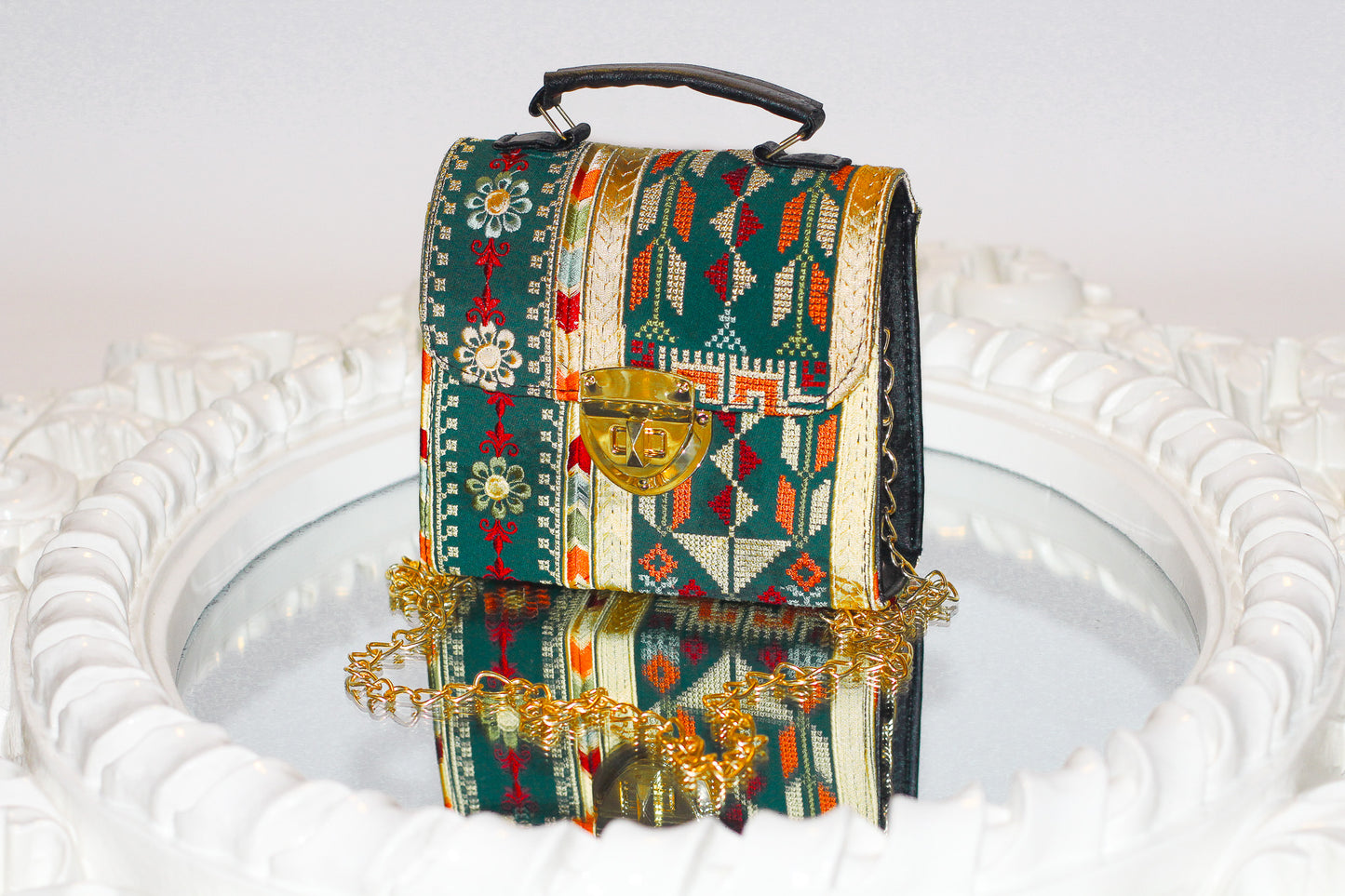 Divine stitches handbages - Embroidered
